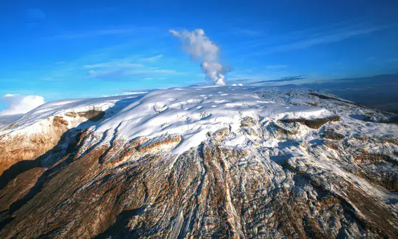 Servicio Geológico aclara que erupción del Nevado del Ruiz no es inminente