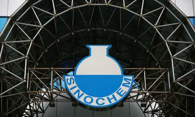 Estatal china Sinochem compra raro cargamento de crudo venezolano