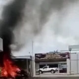 
				Tres carros arden en llamas en extrañas circunstancias en Maracaibo			