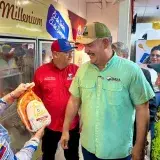 Inauguran nuevo Mercal en la parroquia Cecilio Acosta de Maracaibo