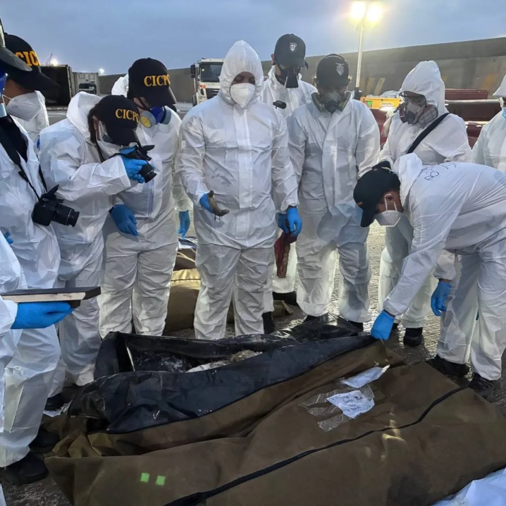 Senamecf implementa protocolo forense internacional tras terremoto