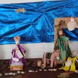 Pesebres con muñecas de trapo se adueñan de la Casa de la Diversidad Cultural