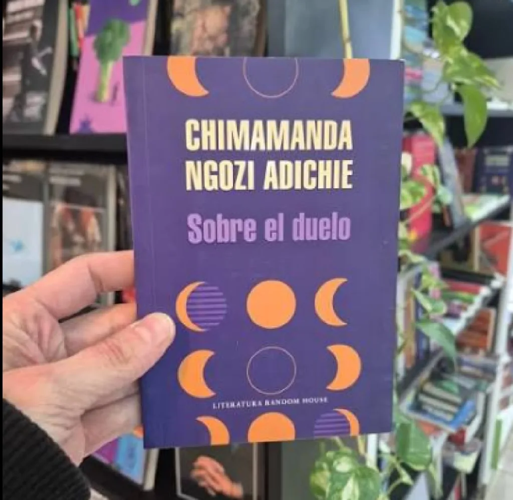 Libros que acompañan el duelo tras el sismo en Venezuela