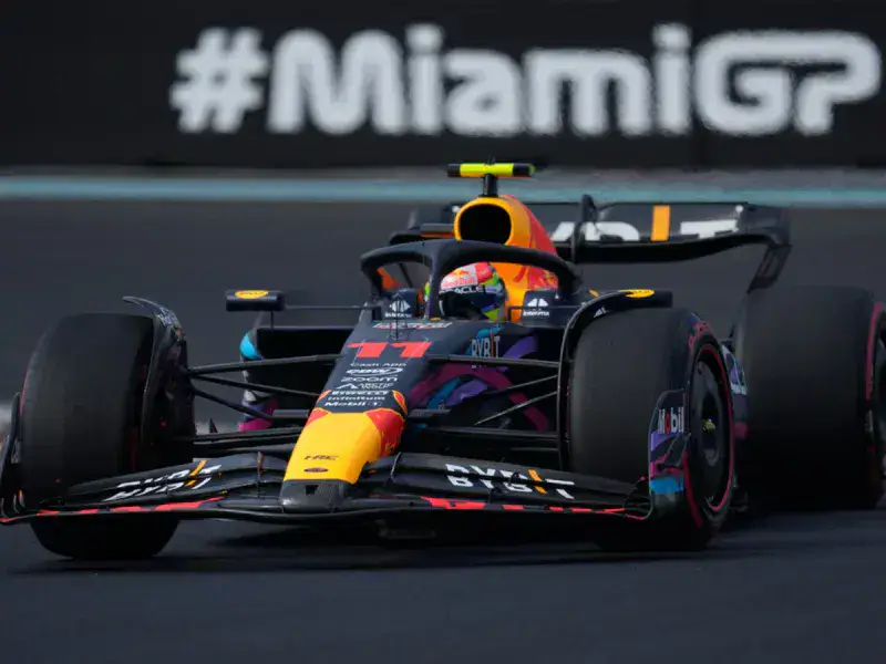 “Checo” Perez se llevó la Pole del GP de Miami