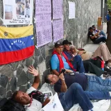 Jubilados de Pdvsa levantan huelga tras acordar reunión con autoridades
