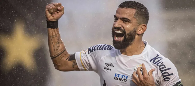 Rincón y Soteldo guiaron el triunfo de Santos ante Vasco