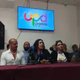 Oficializan candidatura de Tamara Adrián ante Comisión de Primaria
