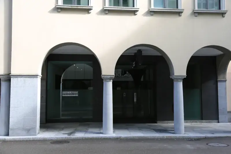 File:Banca Aletti, Lugano.jpg