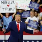 Trump vuelve a citar a Venezuela en su discurso sobre crudo