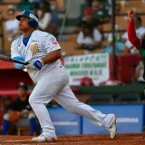 La Guaira y Magallanes se enfrentan en medio de máxima tensión