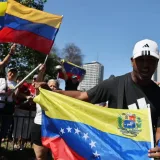 Más de 45.000 venezolanos salen del mercado laboral chileno en un año