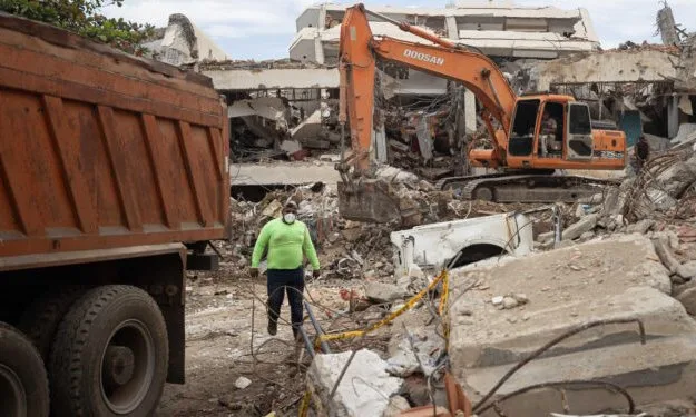 La Guaira habilitó 11 espacios para manejar escombros