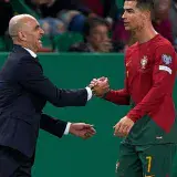 Roberto Martínez dice que Cristiano sigue siendo "muy valioso"