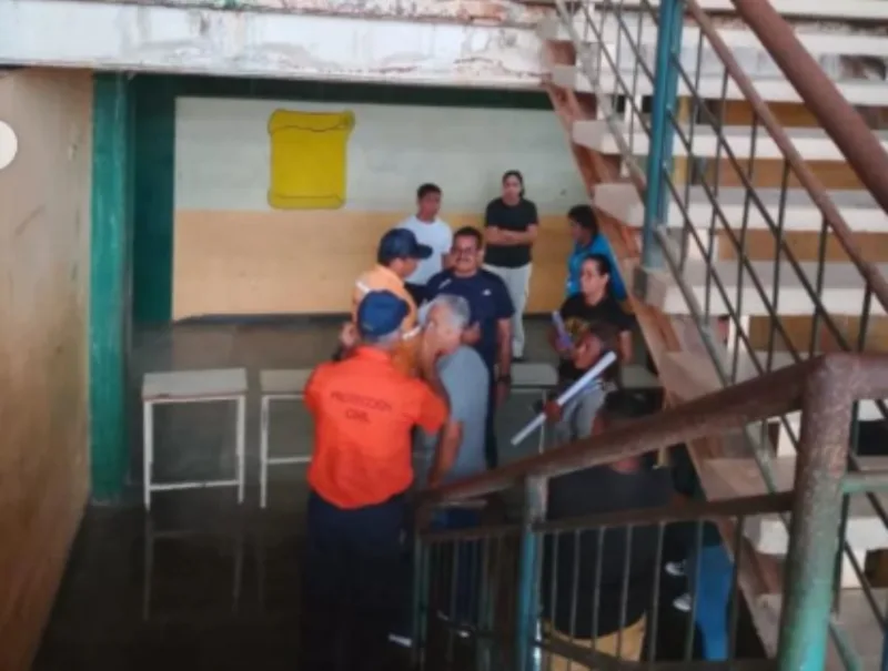 Suspenden clases en escuela de Pozo Verde por daños agravados por las lluvias