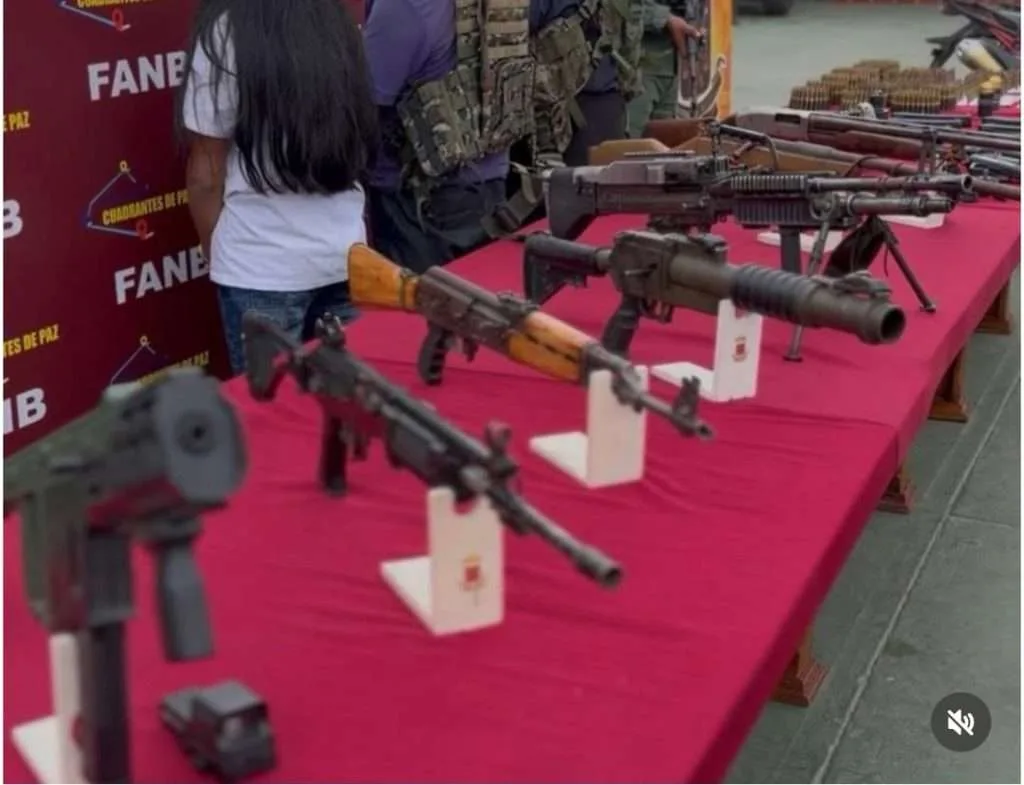 Tres detenidos y armas de guerra incautadas en Guajira