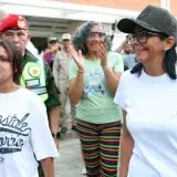 Gobierno promete miles de viviendas para afectados por los sismos antes de que cierre 2024