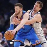 Hartenstein pacta tres años y 75 millones para seguir con el Thunder