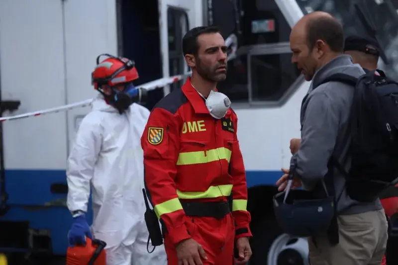 File:Rescatistas españoles -i---i- (36685451934).jpg