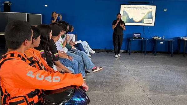 Valencia realizó taller para promover salud mental laboral