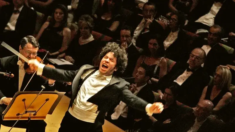 Dudamel y LA Phil presentan concierto por terremotos