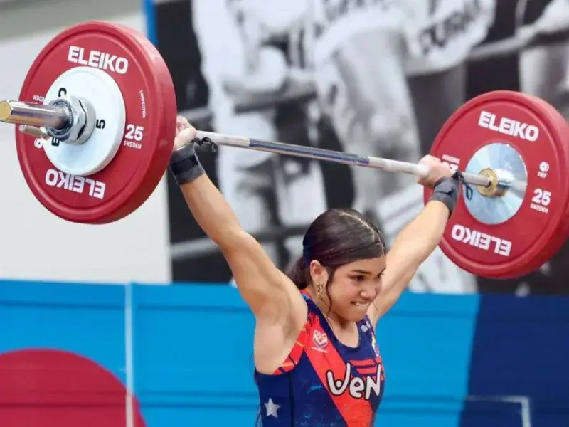 Arianye Echandia gana dos medallas de bronce en Cali