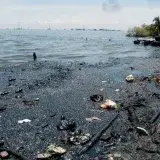 Derrame petrolero masivo golpea seis municipios del estado Zulia