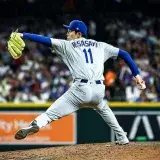 Los Dodgers vencen a los Rockies con salida de Roki Sasaki