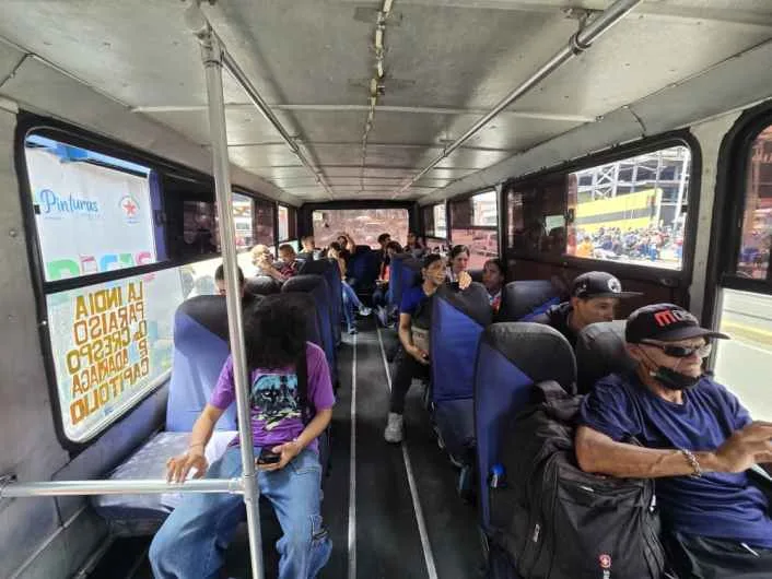 Caracas sigue con 60% de transporte tras sismos