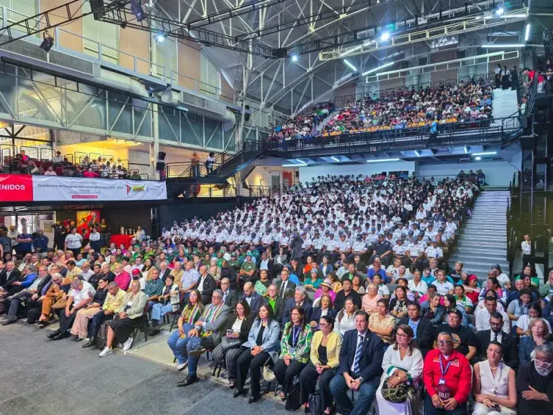 Inauguran simposio por el Bicentenario del Congreso Anfictiónico