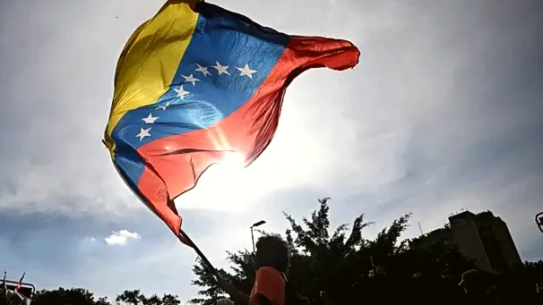 Nueva onda tropical traerá lluvias este domingo en Venezuela