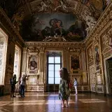 El Louvre reactiva la Galería de Apolo tras el robo de joyas