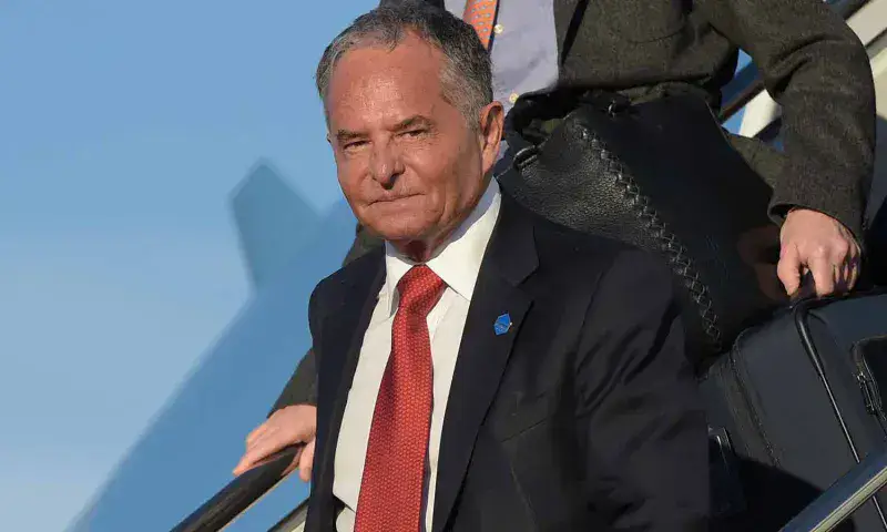 Disney despide al presidente de Marvel Entertainment