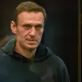 Opositor ruso Navalny es trasladado a lugar "desconocido"