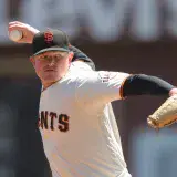 Logan Webb alcanzó trato multianual con Gigantes