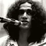 Veinte canciones muestran la reinvención de Caetano Veloso