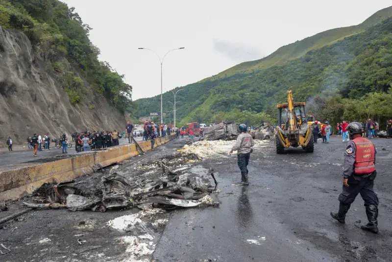 Se mantiene cerrada autopista GMA con sentido a Guarenas-Guatire