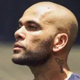 Alves pide de nuevo salir en libertad y aduce que las imágenes lo exculpan