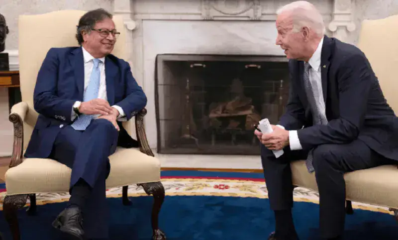 Petro pide a Biden eliminar sanciones a Venezuela si hay avances electorales