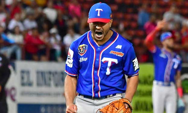 Barrida de Tiburones ante Cardenales los coloca en punta
