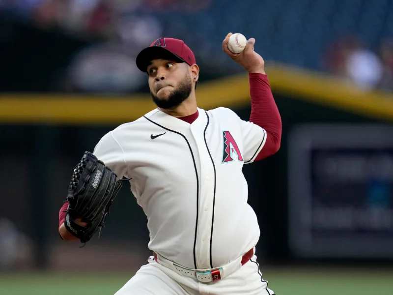 Eduardo Rodríguez busca su victoria 100 en las Grandes Ligas y Luinder Ávila abre por Kansas City