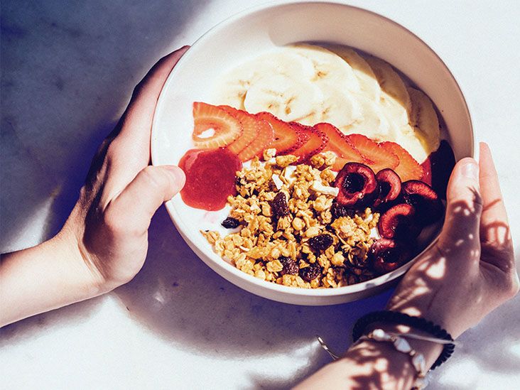 How do low carbohydrate diets affect weight in the long run?