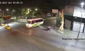 Bus arrolla a una pareja de motorizados en Los Teques