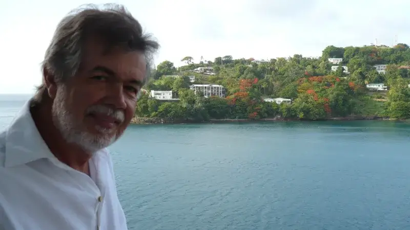 File:José Luis Vega, 2011.jpg